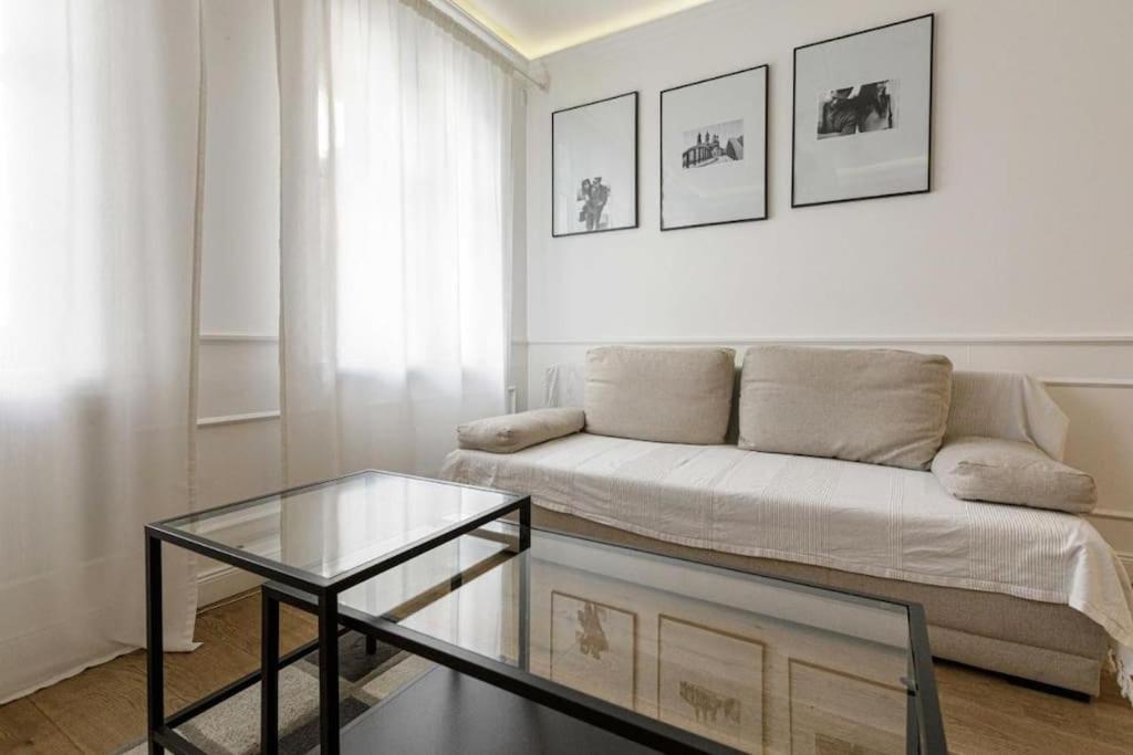 Central Wroclaw Apartment - City Center - Bright And Cozy - U11 Exterior foto